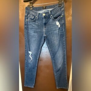 Just Black Distressed Ankle Jeans medium wash. EUC no call outs see 27